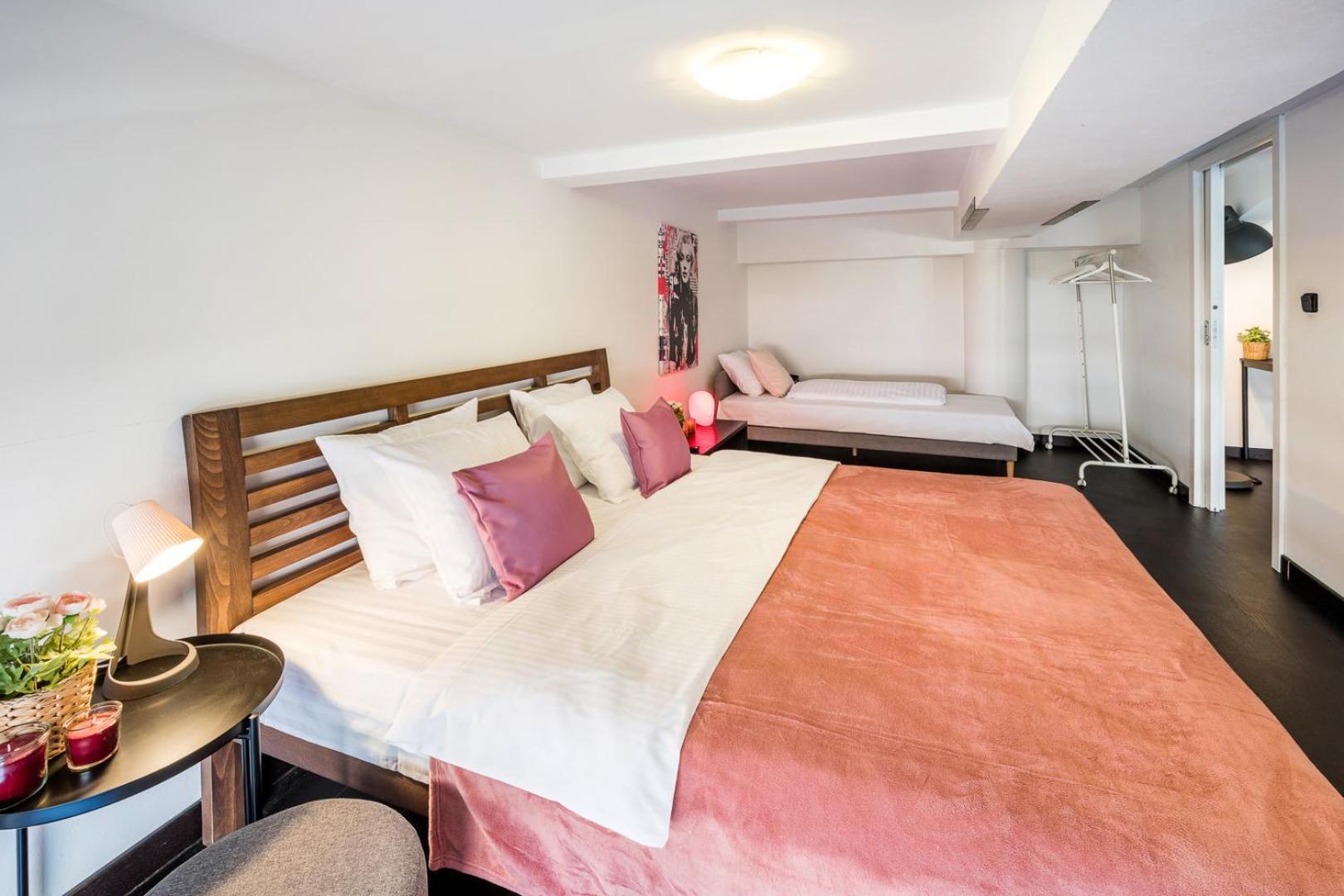 Apartments With Large Balcony, Parking Прага Екстер'єр фото