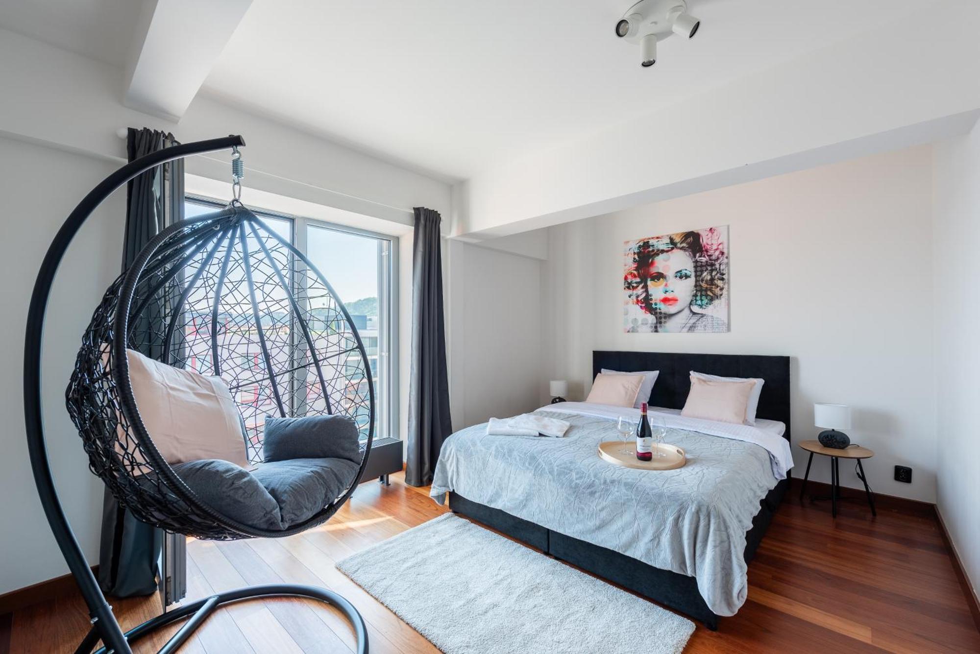 Apartments With Large Balcony, Parking Прага Екстер'єр фото