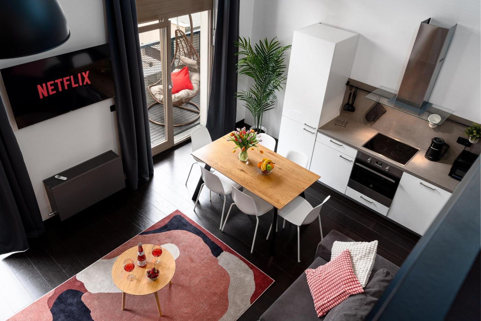 Apartments With Large Balcony, Parking Прага Екстер'єр фото